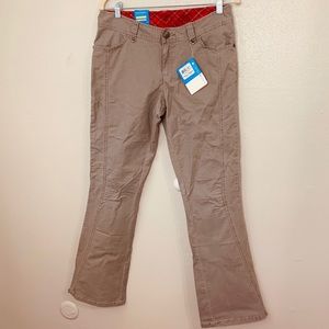 - NWT WOMENS COLUMBIA PANTS SIZE 10